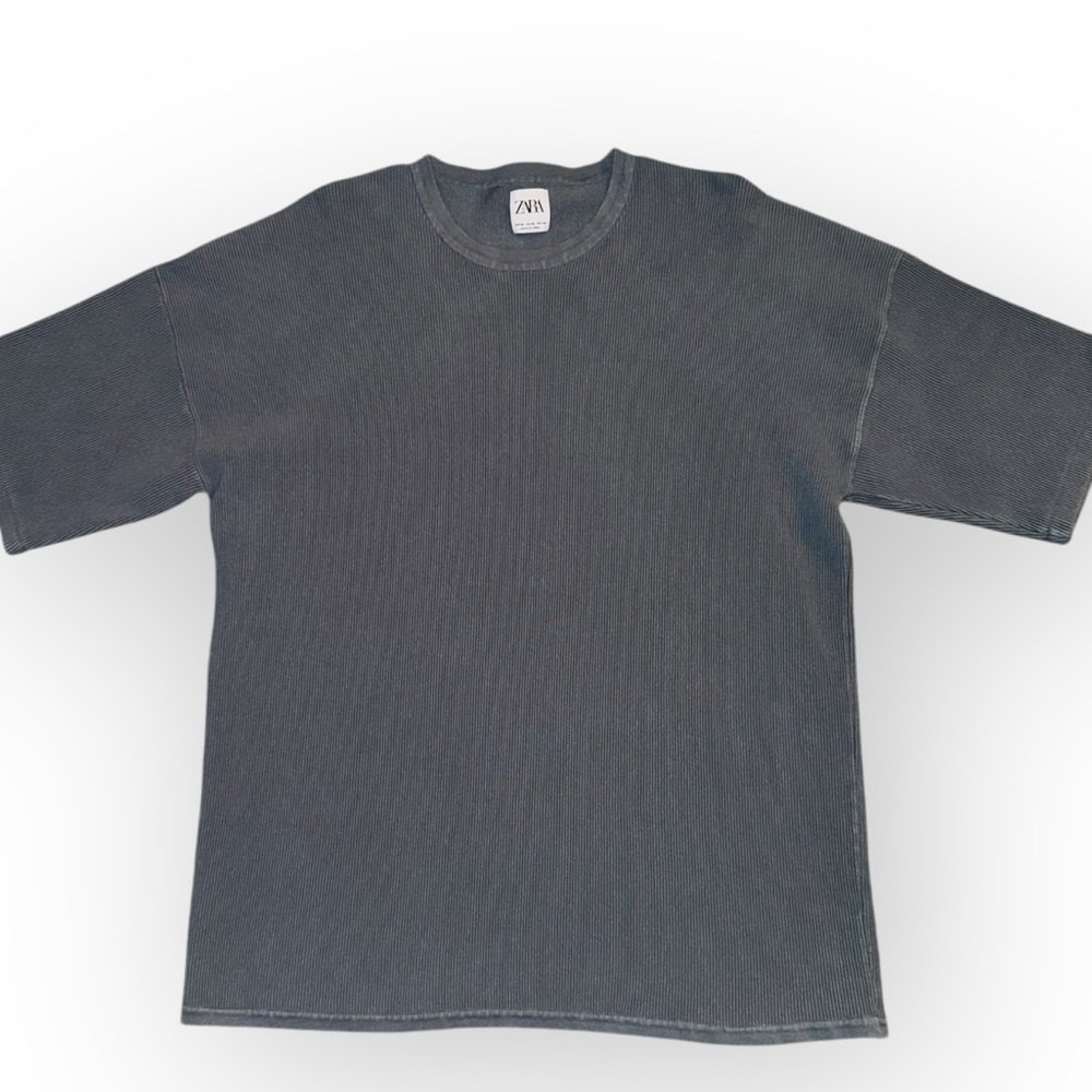 Men’s Zara T-shirt